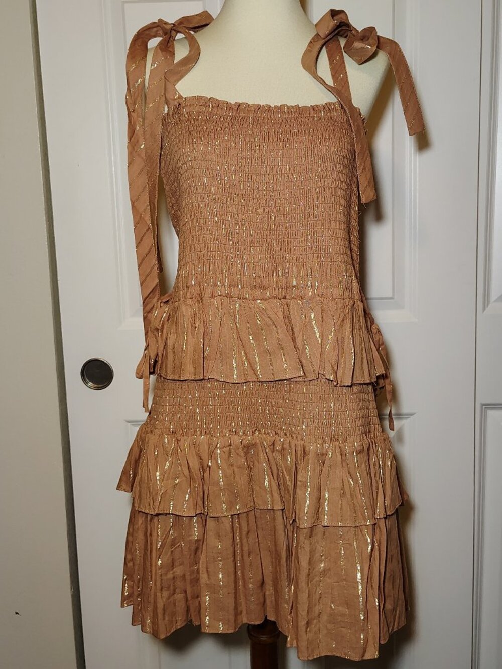 House of Harlow 1960 Corrine Smocked Dress Tea Rose Gold Fairy Tiered Princess